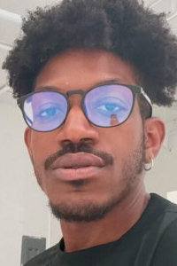 Влад Алексис