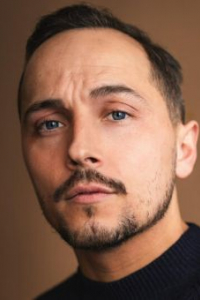 Эллиот Уоррен