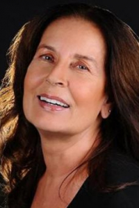 Айсун Гювен