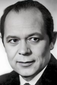 Андрей Петров