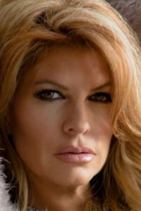 Кимберли Стивенс