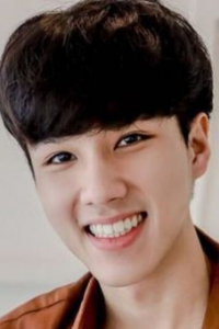 Трай Нимтават