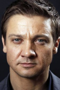 Джереми Реннер