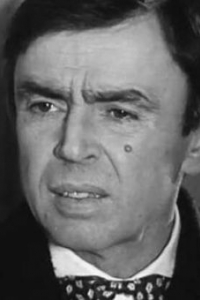 Милош Кандич