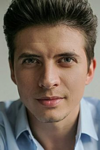 Олег Ивенко