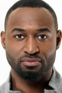 Адриан Холмс