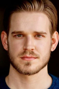 Мика Макнил