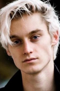 Лука Чиковани