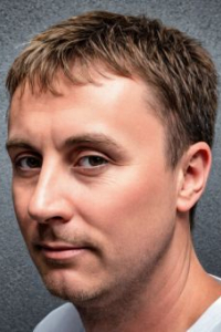 Артем Ларин