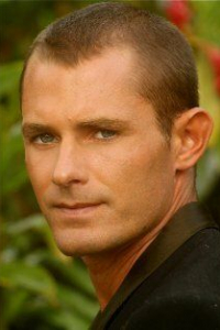 Бобби Дэвисон