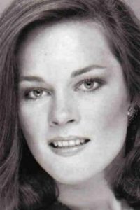 Мэгги Купер