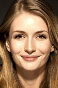 Ясемин Аллен