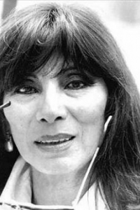 Моника Мигель