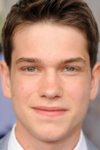 Лиам Джеймс