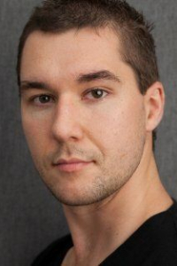 Роуэн Чэпман