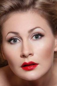 Вера Кобзарь