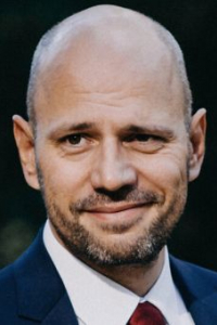 Максим Беспалый