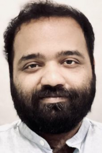 Никхил Махаджан