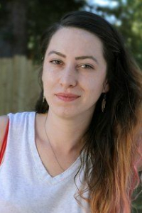 Lisa van Dam-Bates