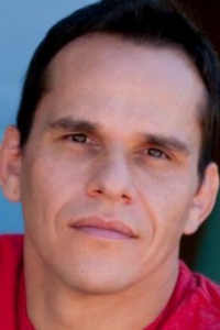 Стив Карденас