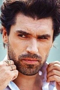 Владислав Попов