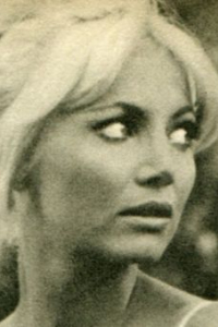 Лукреция Лав