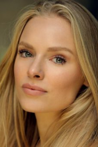 Клементайн Николсон