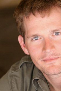 Джеймс Е. Бэйн