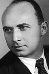 Петр Березов