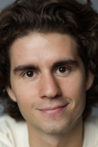 Денис Котов