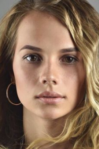 Анастасия Лошакова