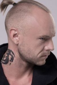 Дмитрий Аверин