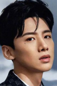 Бай Цзинтин