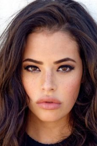 Хлоя Бриджес