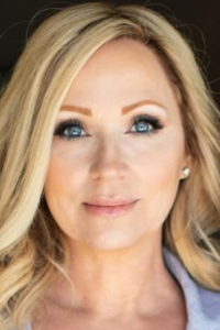 Ли-Эллин Бейкер