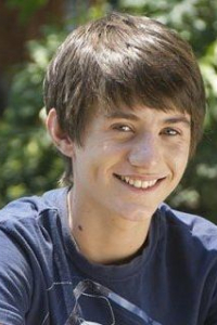 Люк Уорд-Уилкинсон