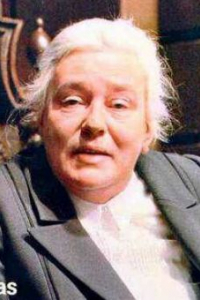 Гудрун Окрас