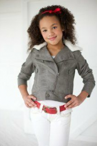 Джиллиан Эстелл