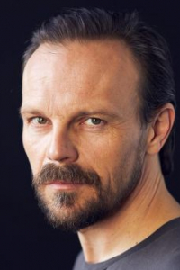 Роберт Баста