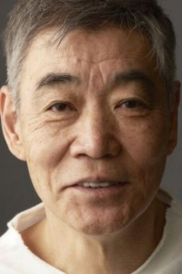 Акира Эмото