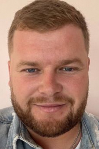 Денис Сундуков