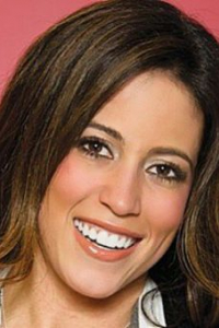 Эмбер Ли Эттинджер