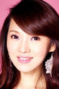 Энни Сидзука Ино