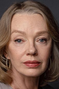 Елена Попова