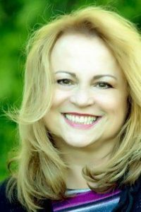 Кристал Шоу