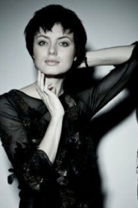 Наташа Романова