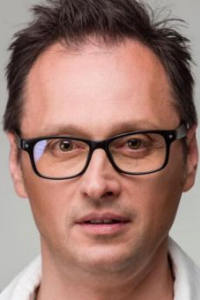 Игорь Иващенко