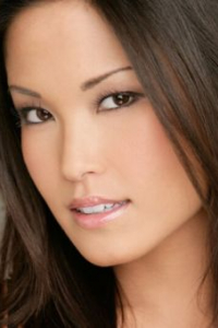 Лорен Шиохама