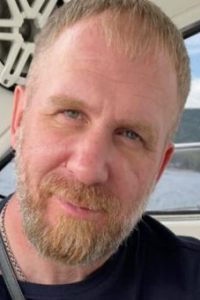 Евгений Максимов