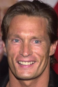 Бретт Харрельсон